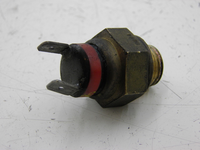 photo de THERMOCONTACT PIAGGIO MP3 RL 125 (2006 - 2014) - Zoom op gebruiksstaat