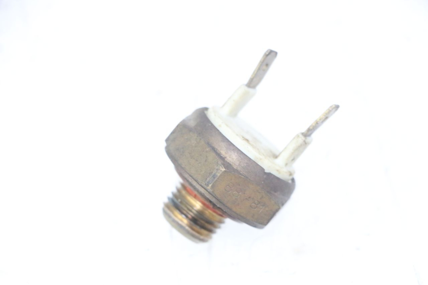 photo de THERMISCHAKELAAR PIAGGIO SUPER LX 125 (2000 - 2003) - Hoofdaanzicht