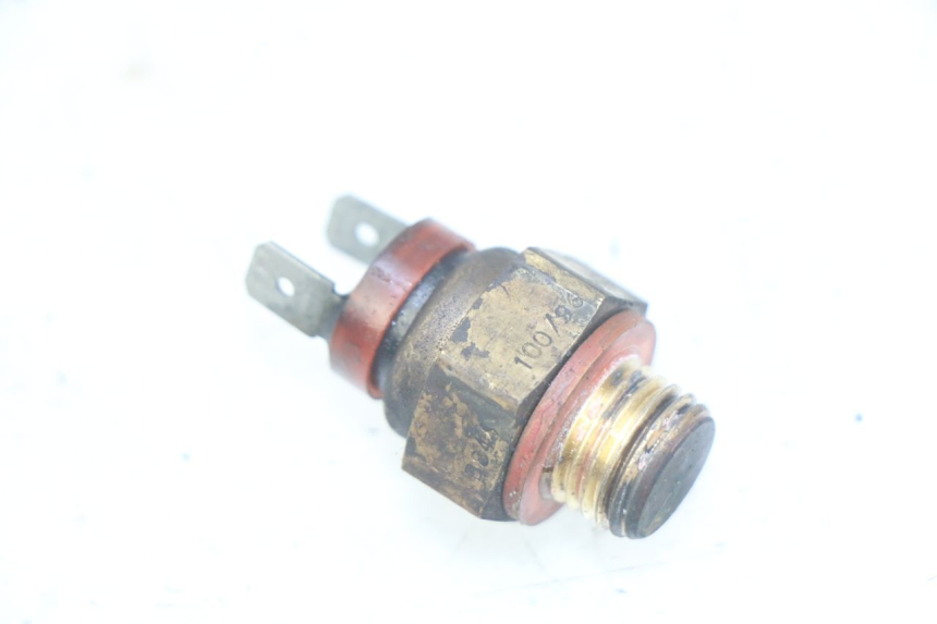 photo de THERMISCHAKELAAR PIAGGIO X9 EVOLUTION 250 (2003 - 2007) - Hoofdaanzicht