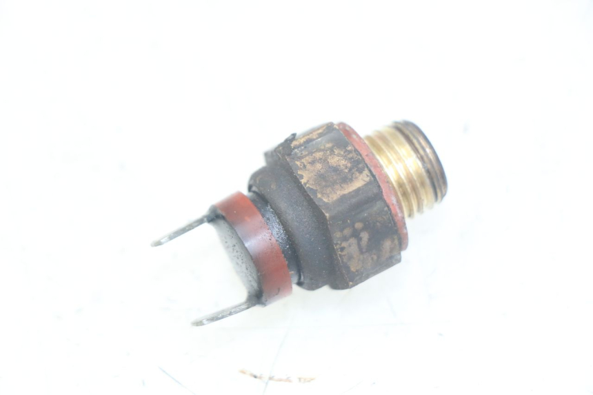 photo de THERMISCHAKELAAR PIAGGIO X9 EVOLUTION 250 (2003 - 2007) - Zoom op gebruiksstaat