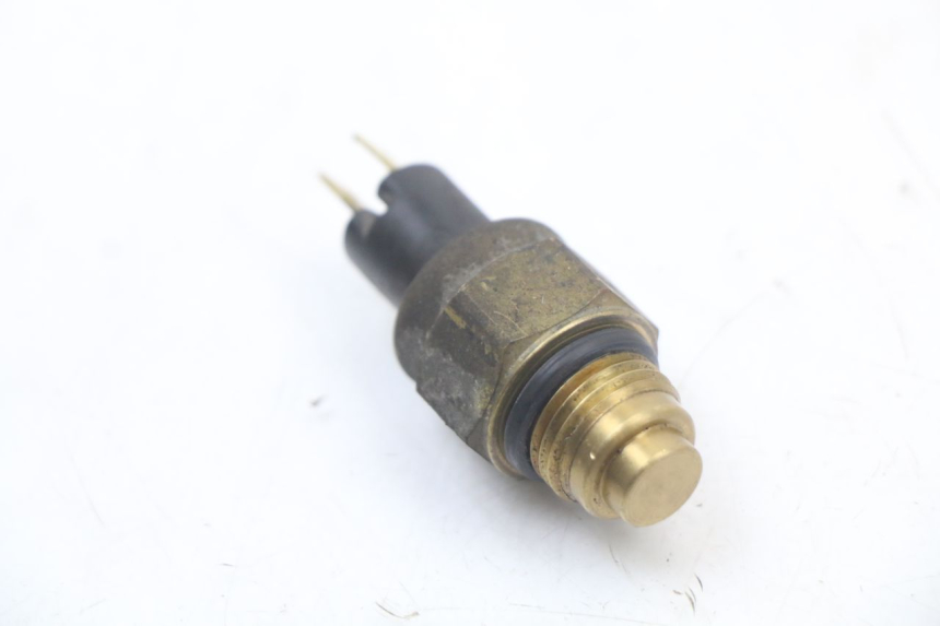 photo de THERMISCHAKELAAR KYMCO XCITING 250 (2006 - 2009) - Zoom op gebruiksstaat