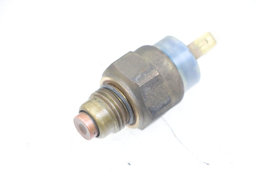 photo de THERMISCHAKELAAR YAMAHA FZS FAZER 600 (2001 - 2003) - Detail van het onderdeel