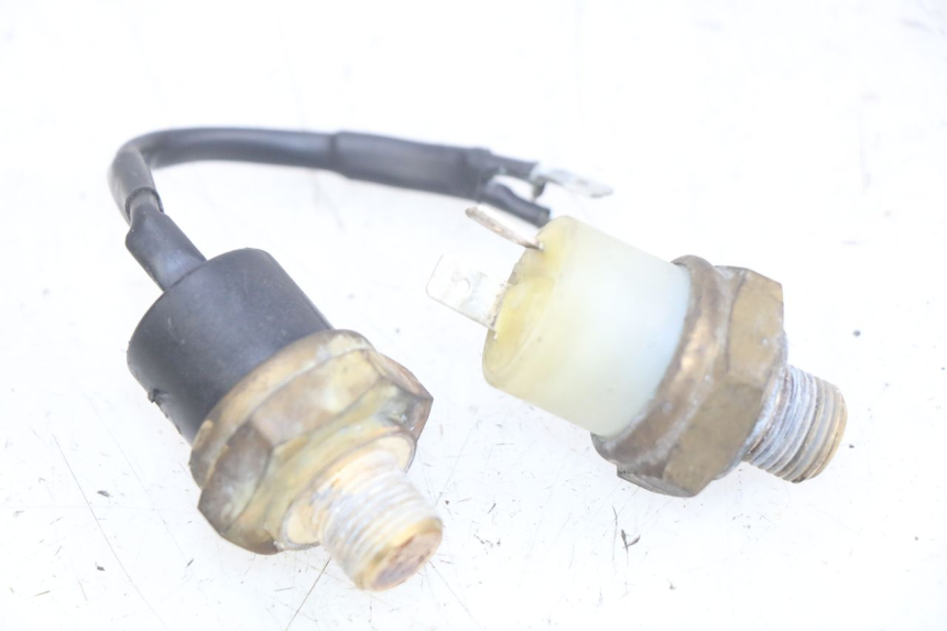 photo de THERMOCONTACT YAMAHA YP MAJESTY 125 (1998 - 2001) - Hoofdaanzicht