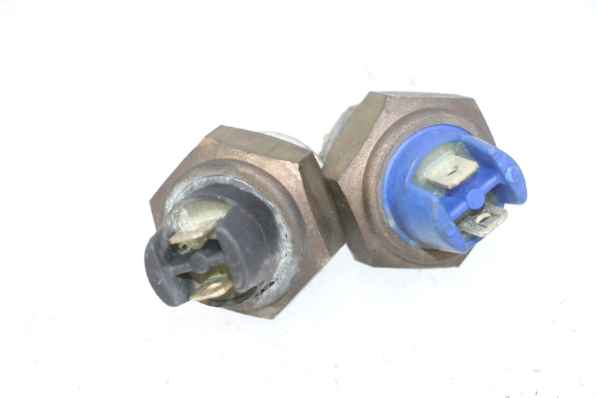 photo de THERMISCHAKELAAR YAMAHA YP MAJESTY 125 (2007 - 2010) - Zoom op gebruiksstaat