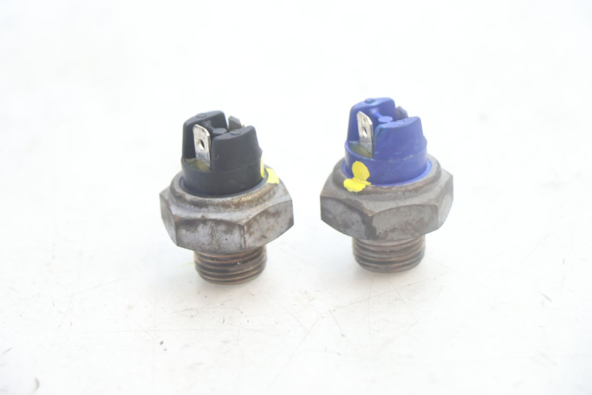 photo de THERMOCONTACT YAMAHA YP MAJESTY 125 (2002 - 2006) - Hoofdaanzicht