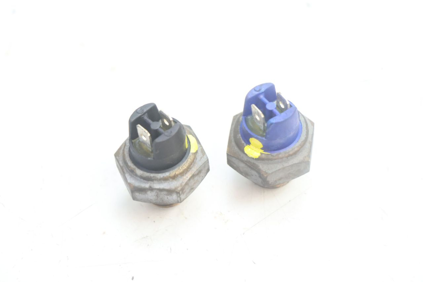 photo de THERMOCONTACT YAMAHA YP MAJESTY 125 (2002 - 2006) - Detail van het onderdeel