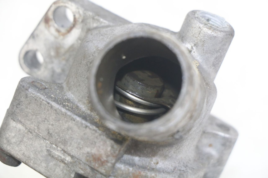 photo de THERMOSTAAT HONDA CBR F SC25 1000 (1989 - 1992) - Zoom op gebruiksstaat