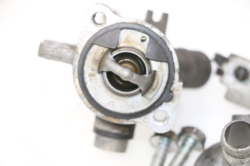 photo de THERMOSTAAT HONDA FES PANTHEON 125 (2003 - 2007) - Overzicht