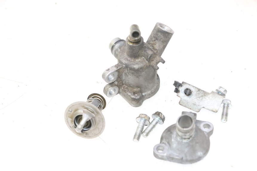 photo de THERMOSTAAT HONDA FES PANTHEON 125 (2003 - 2007) - Staat van het oppervlak