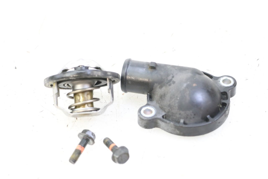 photo de THERMOSTAAT YAMAHA FZ6 FAZER S2 600 (2007 - 2011) - Detail van het onderdeel
