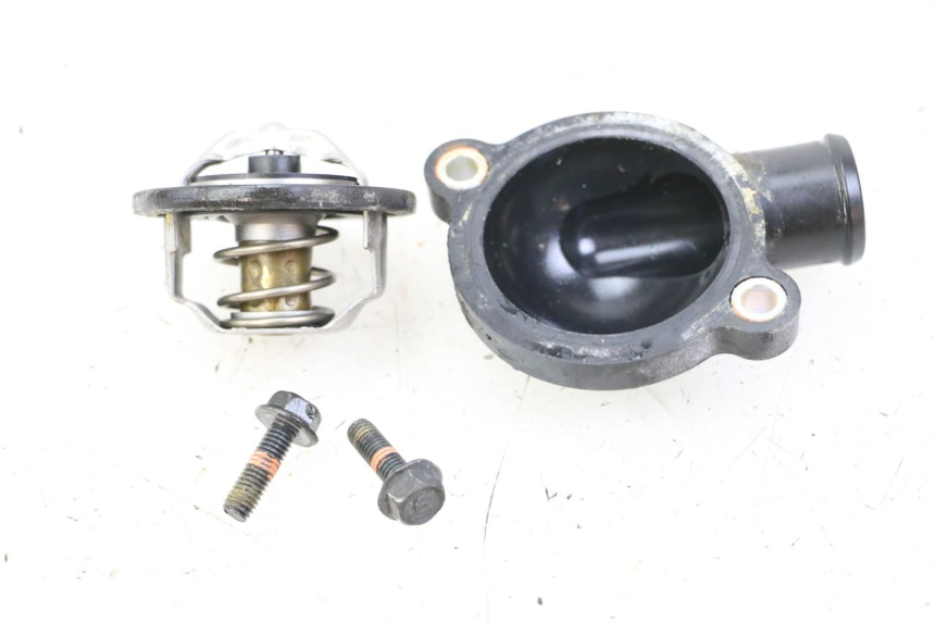 photo de THERMOSTAAT YAMAHA FZ6 FAZER S2 600 (2007 - 2011) - Zoom op gebruiksstaat