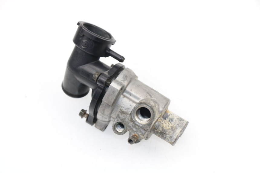 photo de THERMOSTAAT YAMAHA FZS FAZER 600 (2001 - 2003) - Technische close-up