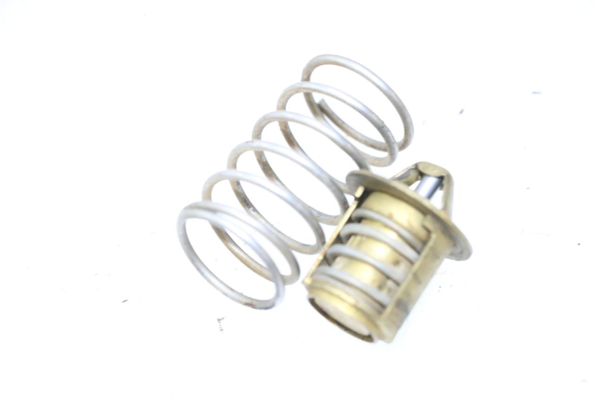 photo de THERMOSTAAT PEUGEOT SPEEDFIGHT LC 50 (1996 - 2002) - Technische close-up