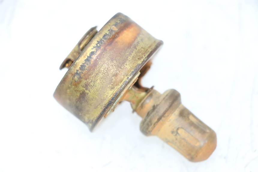 photo de THERMOSTAAT TRIUMPH SPRINT 900 (1995 - 1998) - Zoom op gebruiksstaat