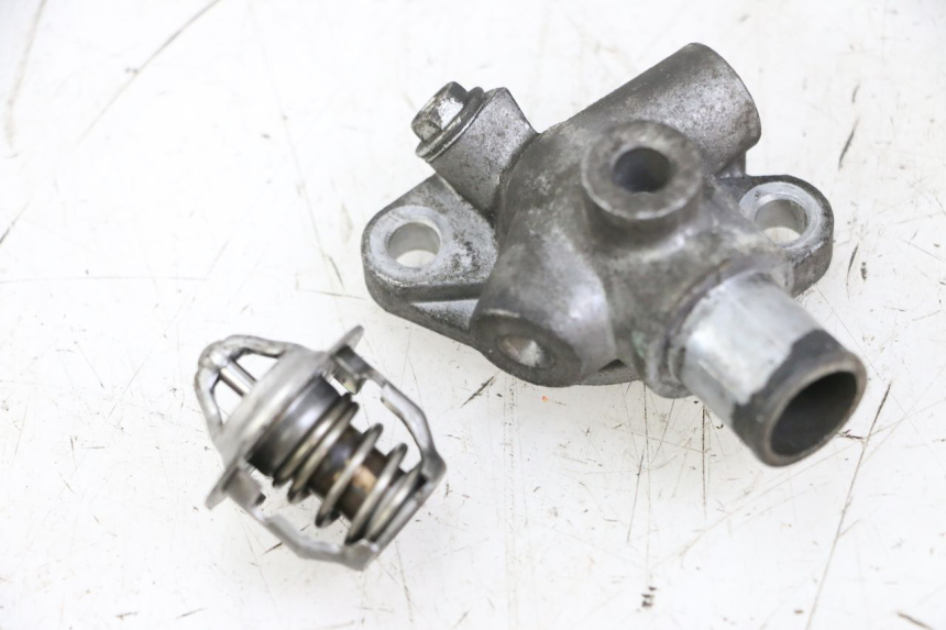 photo de THERMOSTAAT SUZUKI BURGMAN 125 (2015 - 2017) - Hoofdaanzicht