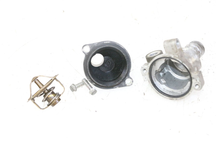 photo de THERMOSTAAT YAMAHA TDM ABS 900 (2002 - 2014) - Hoofdaanzicht