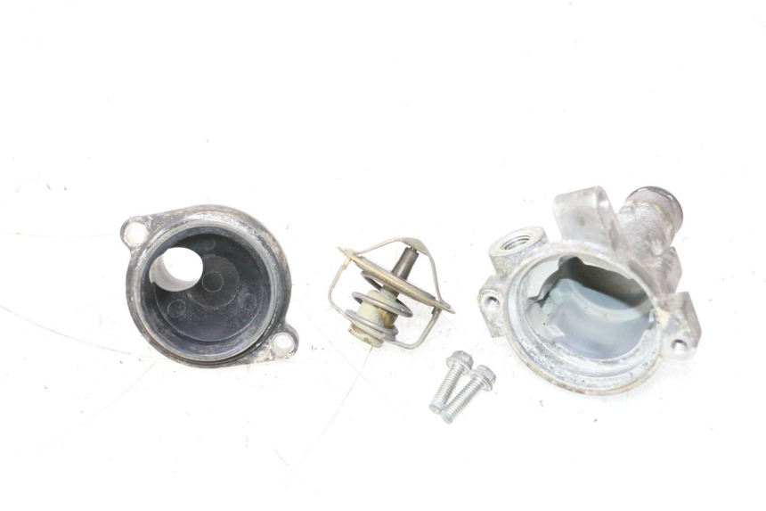 photo de THERMOSTAAT YAMAHA TDM ABS 900 (2002 - 2014) - Hoofdaanzicht