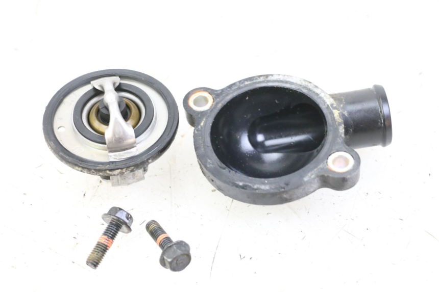 photo de THERMOSTAAT YAMAHA FZ6 FAZER S2 600 (2007 - 2011) - Andere kijkhoek