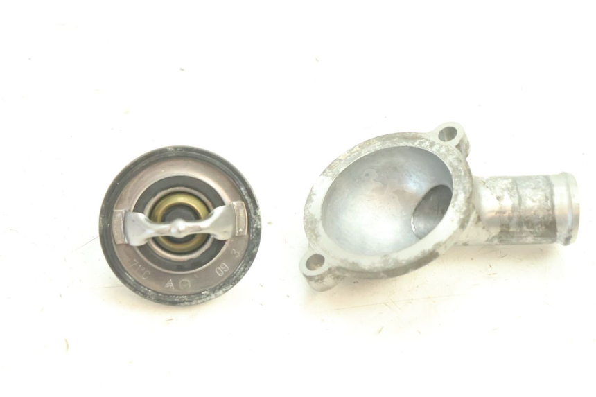 photo de THERMOSTAAT YAMAHA YZF R6 600 (2008 - 2009) - Detail van het onderdeel