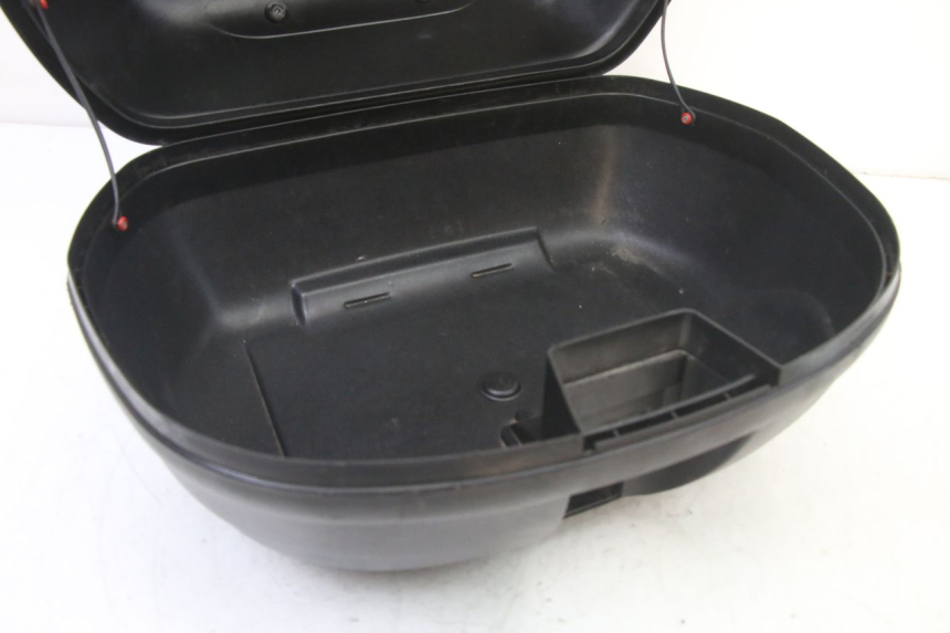 photo de TOPCASE APRILIA ATLANTIC 125 (2003 - 2009) - Markeringen en referenties