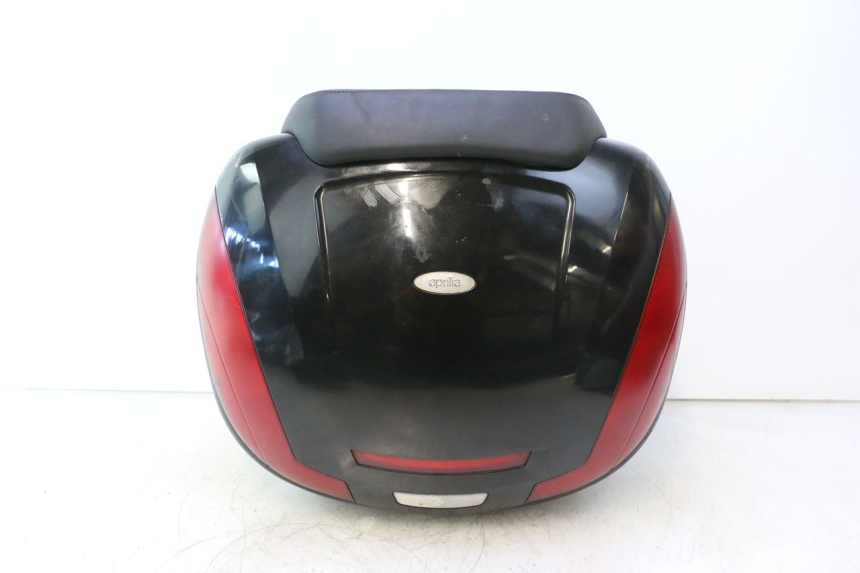 photo de TOPCASE APRILIA ATLANTIC S 125 (2010 - 2013) - Zoom op componenten