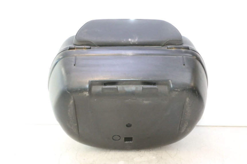 photo de TOPCASE APRILIA ATLANTIC S 125 (2010 - 2013) - Aanvullende foto