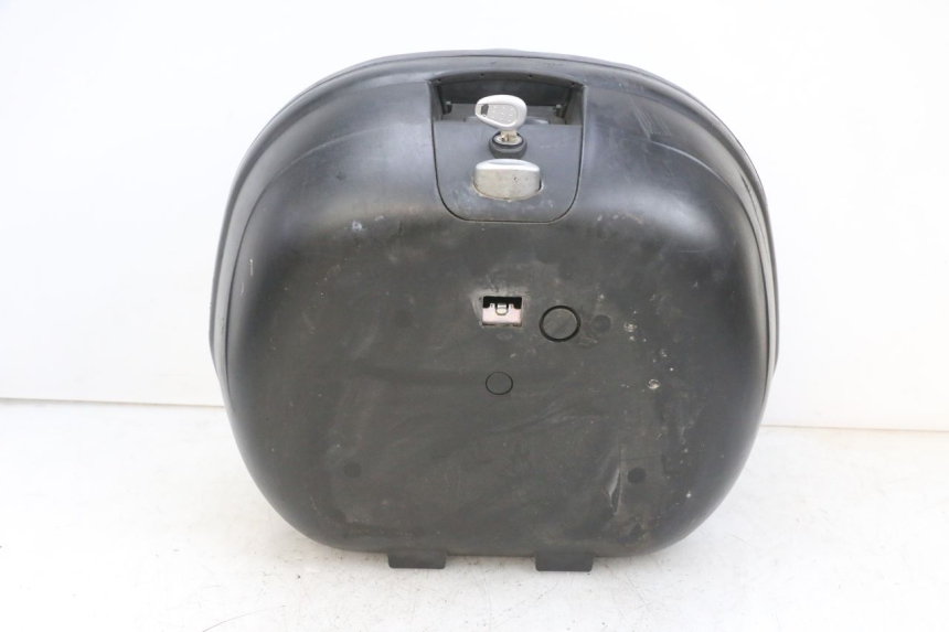 photo de TOPCASE PEUGEOT DJANGO 4T 50 (2014 - 2019) - Visuele inspectie