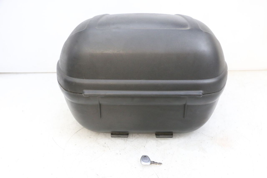 photo de TOPCASE PEUGEOT DJANGO 4T 50 (2014 - 2019) - Zoom op kwaliteit