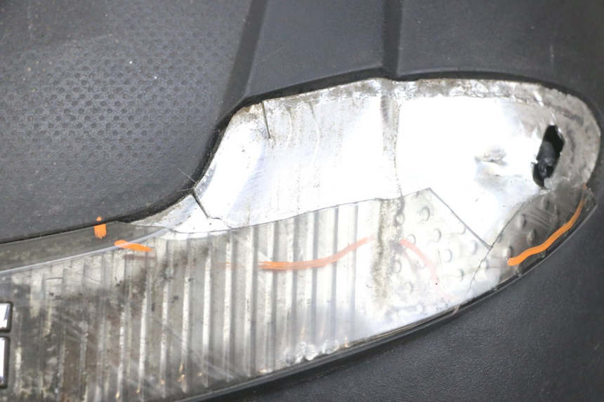 photo de TOPCASE PEUGEOT DJANGO 4T 50 (2014 - 2019) - Zoom op gebruiksstaat