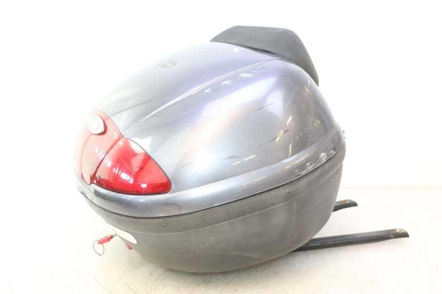 photo de TOPCASE PEUGEOT ELYSTAR 50 (2002 - 2014) - Detail van het onderdeel