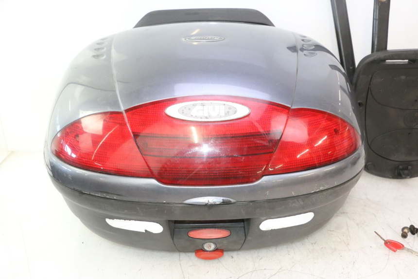 photo de TOPCASE PEUGEOT ELYSTAR 50 (2002 - 2014) - Andere kijkhoek