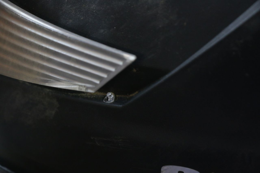 photo de TOPCASE PEUGEOT KISBEE 4T 50 (2018 - 2022) - Detail van het onderdeel