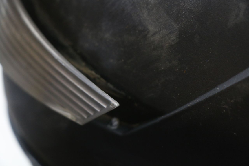 photo de TOPCASE PEUGEOT KISBEE 4T 50 (2018 - 2022) - Zoom op gebruiksstaat