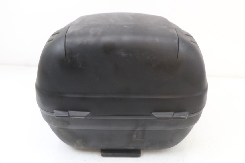 photo de TOPCASE PEUGEOT KISBEE 4T 50 (2018 - 2022) - Overzicht