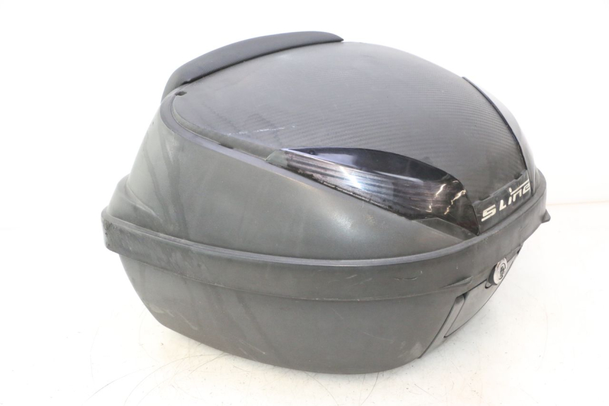 photo de TOPCASE PEUGEOT KISBEE 4T 50 (2023 - 2026) - Zoom op componenten