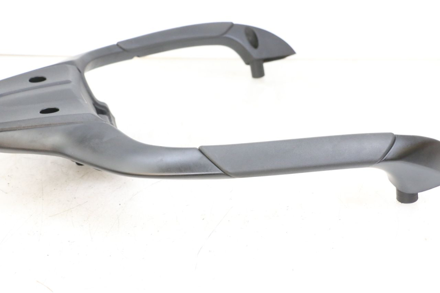 photo de TOPCASE PIAGGIO MP3 HPE 350 (2018 - 2020) - Markeringen en referenties