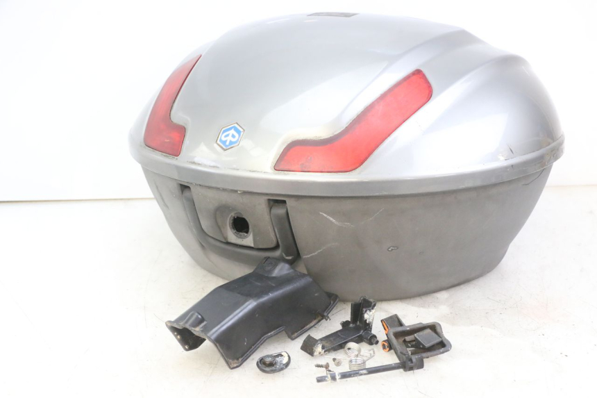 photo de TOPCASE PIAGGIO MP3 LT 300 (2010 - 2016) - Hoofdaanzicht