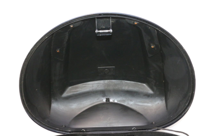 photo de TOPCASE PIAGGIO MP3 LT 400 (2007 - 2012) - Detail van het onderdeel