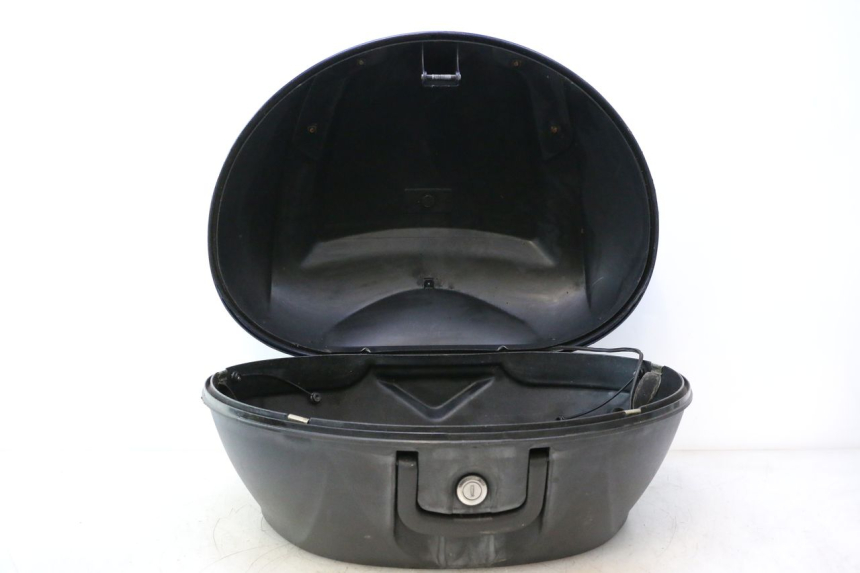 photo de TOPCASE PIAGGIO MP3 LT 400 (2007 - 2012) - Zoom op gebruiksstaat