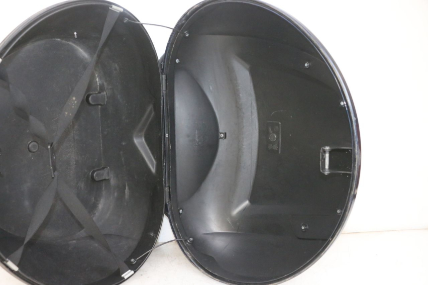 photo de TOPCASE PIAGGIO MP3 RL 250 (2006 - 2010) - Detailaanzicht