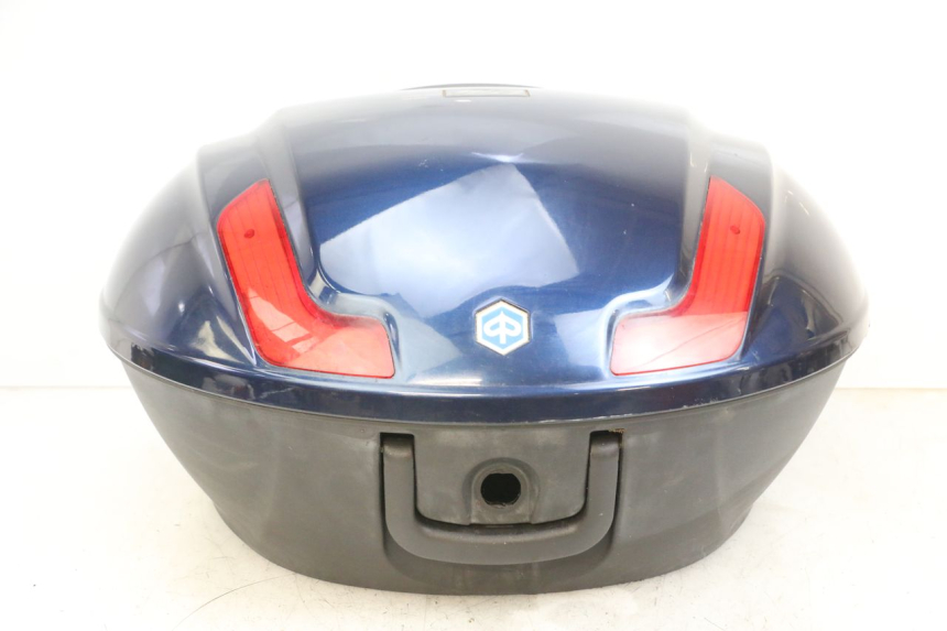 photo de TOPCASE PIAGGIO MP3 RL 250 (2006 - 2010) - Detail van het onderdeel