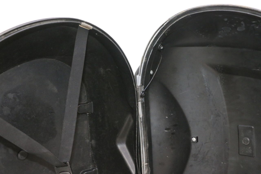 photo de TOPCASE PIAGGIO MP3 125 (2006 - 2014) - Profielaanzicht