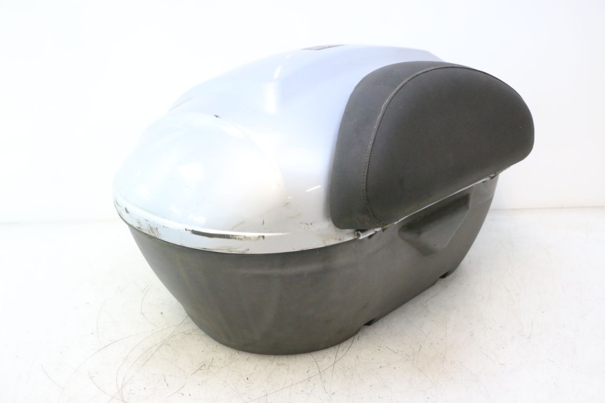 photo de TOPCASE PIAGGIO MP3 125 (2006 - 2014) - Bevestigingspunten