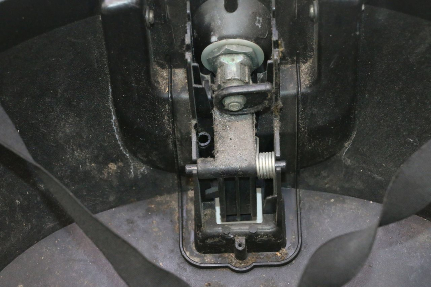 photo de TOPCASE PIAGGIO MP3 125 (2006 - 2014) - Technische close-up