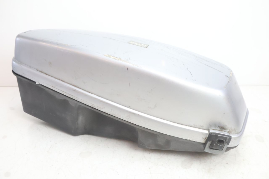 photo de TOPCASE APRILIA SCARABEO GT 125 (1999 - 2007) - Markeringen en referenties