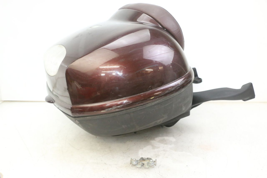 photo de TOPCASE APRILIA SCARABEO GT TOURING 125 (1999 - 2005) - Hoofdaanzicht