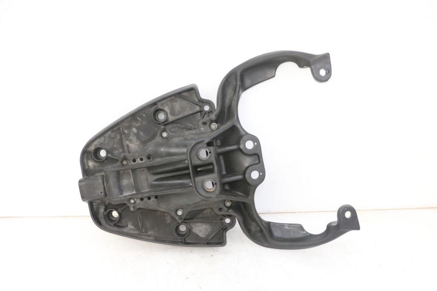 photo de TOPCASE APRILIA SCARABEO GT TOURING 125 (1999 - 2005) - Alternatieve hoek