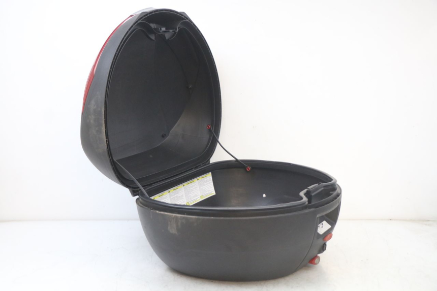 photo de TOPCASE KYMCO SUPER 8 125 (2008 - 2015) - Zoom op gebruiksstaat