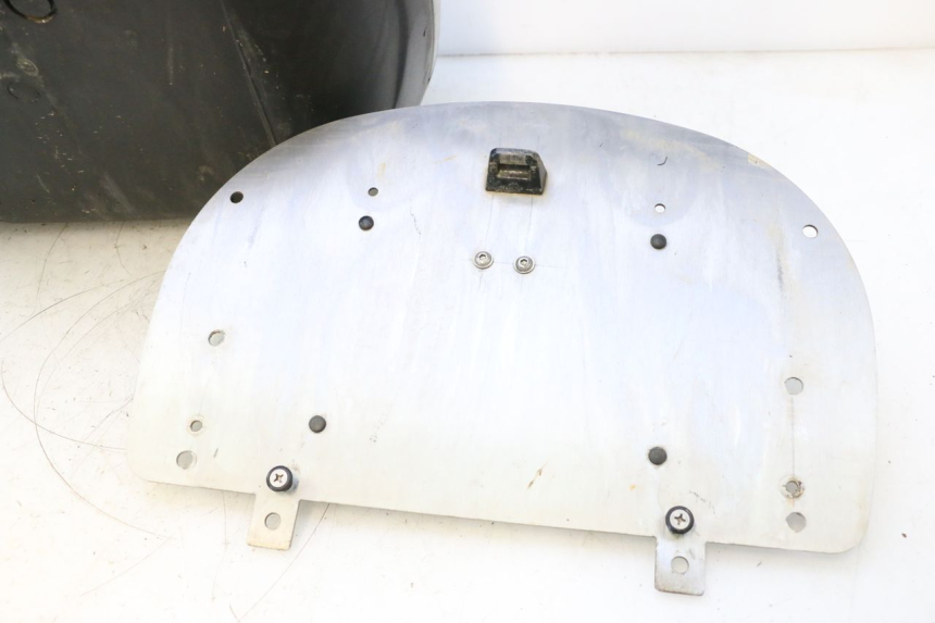 photo de TOPCASE BOOM TRIKE FUN 500 (2004 - 2010) - Detail van het onderdeel