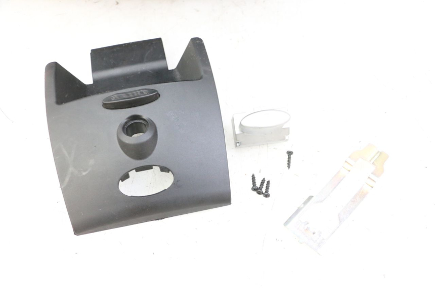 photo de TOPCASE PEUGEOT TWEET 4T 50 (2023 - 2025) - Kenmerkende details
